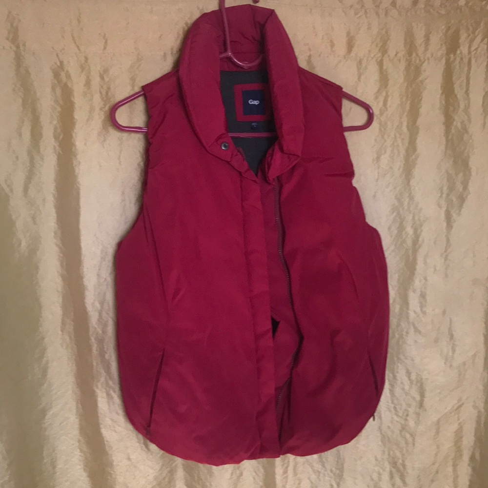 Red Gap Vest